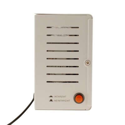 Poza Stabilizator tensiune cu releu slim, Arax SPHR, Ecran LED, Montare Pe Perete 1000VA 600W. Poza 31010