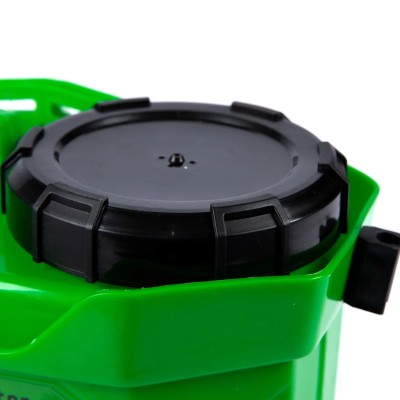 Poza Pompa de stropit cu acumulator Micul Fermier MF-PA1003-S001-G01, volum 10 litri. Poza 41433